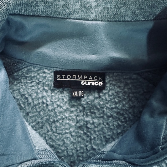 Nice warm 2XL pullover in excellent condition - Picture 2 of 2